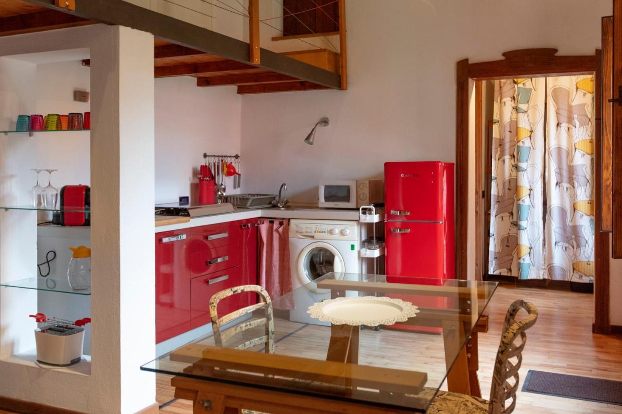 クアルトゥ・サンテーレナ Casa Isotta Bed & Breakfast エクステリア 写真