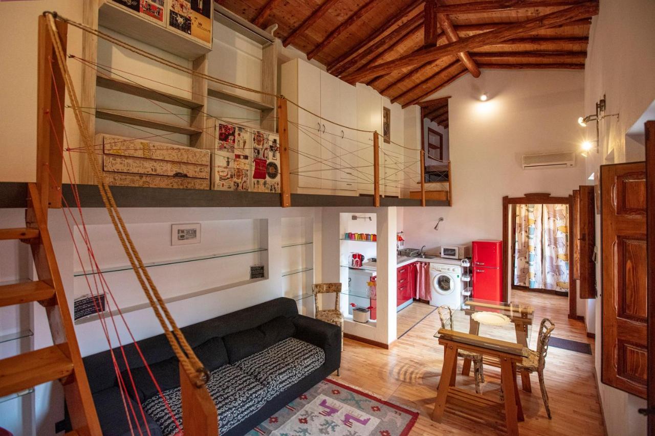 クアルトゥ・サンテーレナ Casa Isotta Bed & Breakfast エクステリア 写真