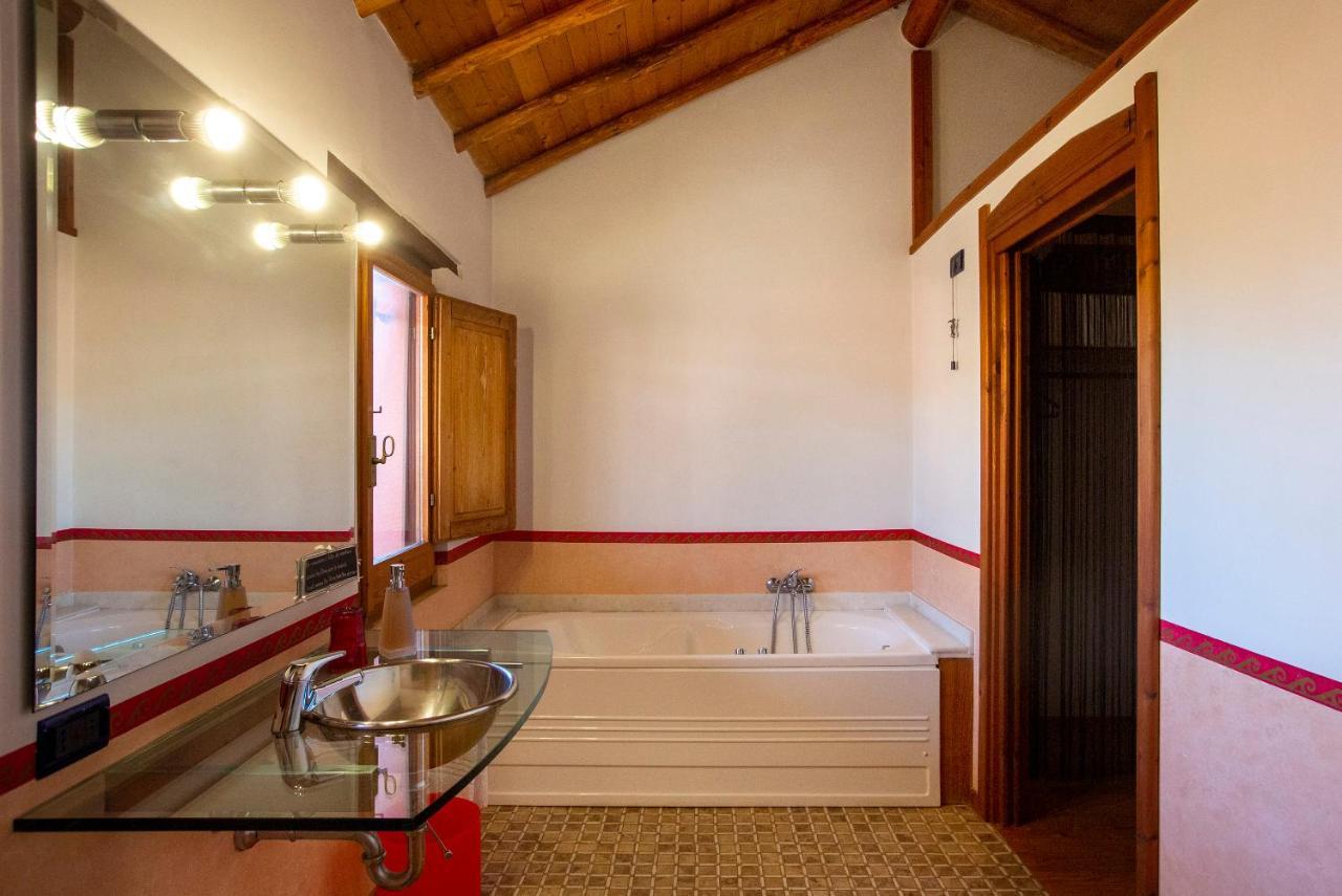 クアルトゥ・サンテーレナ Casa Isotta Bed & Breakfast エクステリア 写真