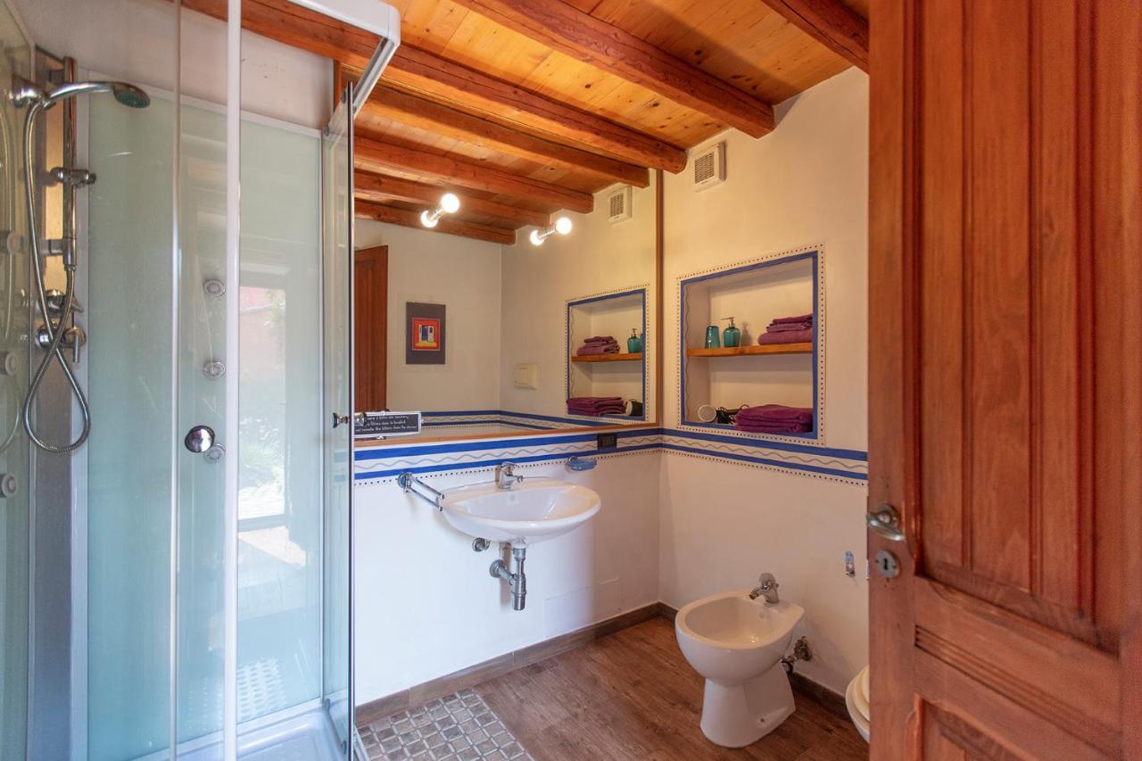 クアルトゥ・サンテーレナ Casa Isotta Bed & Breakfast エクステリア 写真